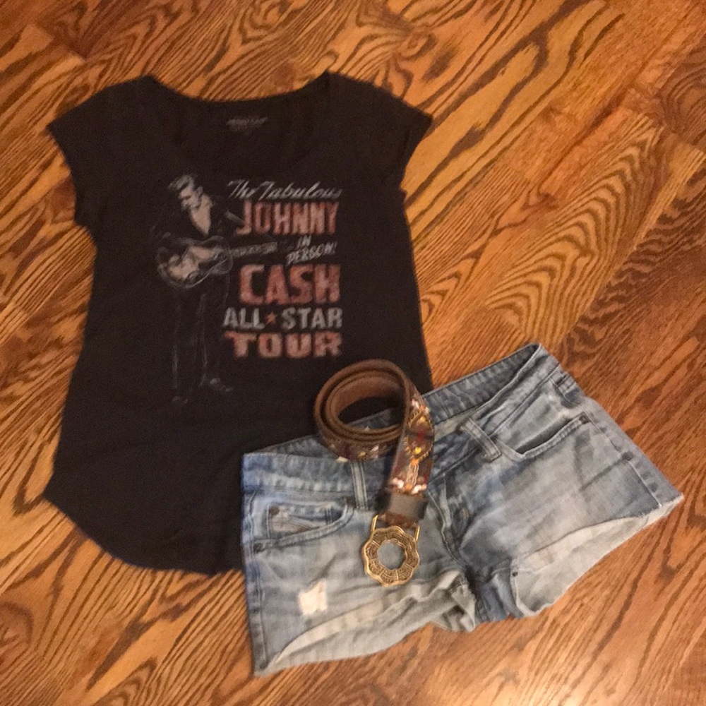 Lucky brand t-shirt